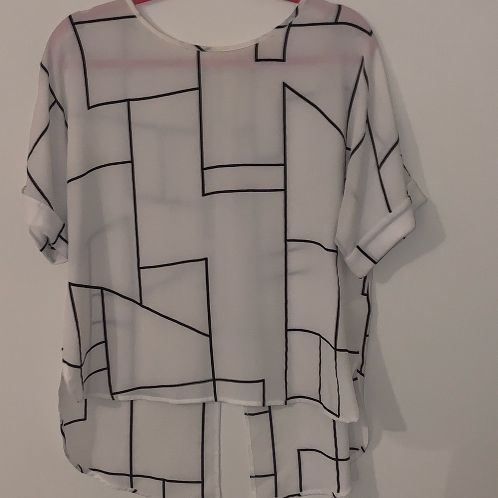 Geometric shaped blouse
